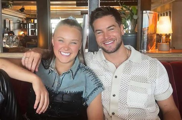Adriene Mishler’s Husband – Is She In A Relationship With Chris Sharpe?