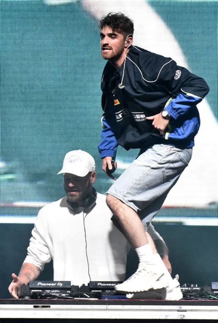 
After the frontman for The Chainsmokers attempted to KISS Andrew Taggart, rapper T.I. allegedly punched Taggart in the face. 