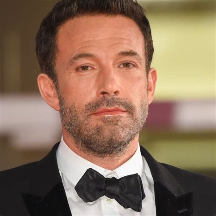 Ben Affleck Height, Weight, Net Worth, Age, Birthday, Wikipedia, Who, Nationality, Biography