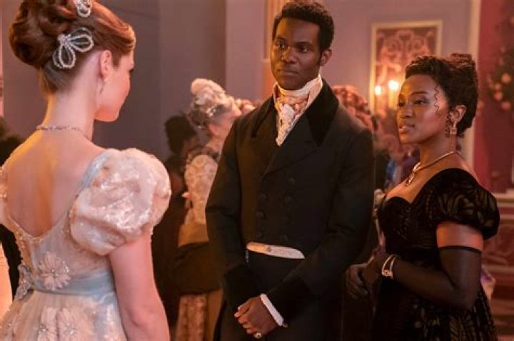 
‘Bridgerton’ Newcomer Hannah Dodd Talks Taking Over The Role Of Francesca 