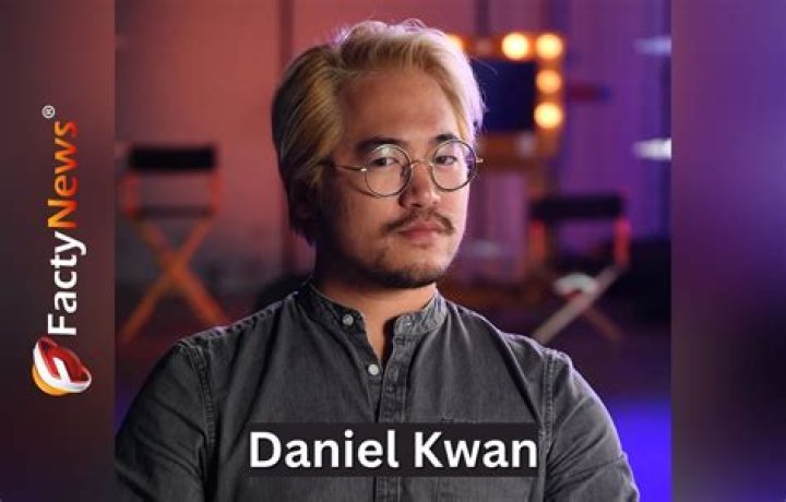 Daniel Kwan Height, Weight, Net Worth, Age, Birthday, Wikipedia, Who, Nationality, Biography