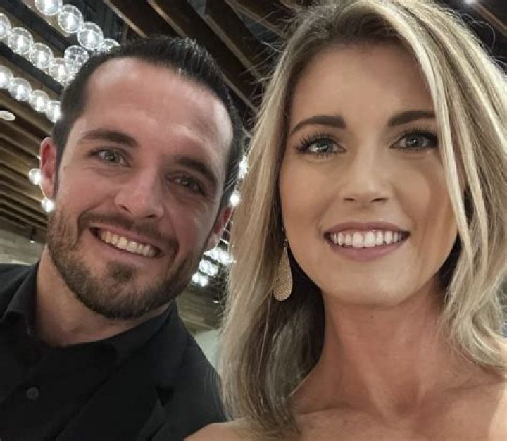 
Derek Carr Wife Who is Derek Carr Wife? 