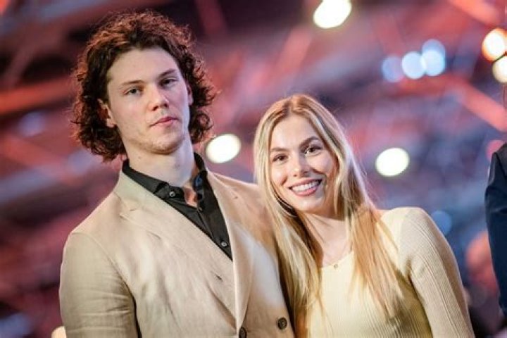 
Does Moritz Seider Have A Girlfriend? Explore His Dating Life 