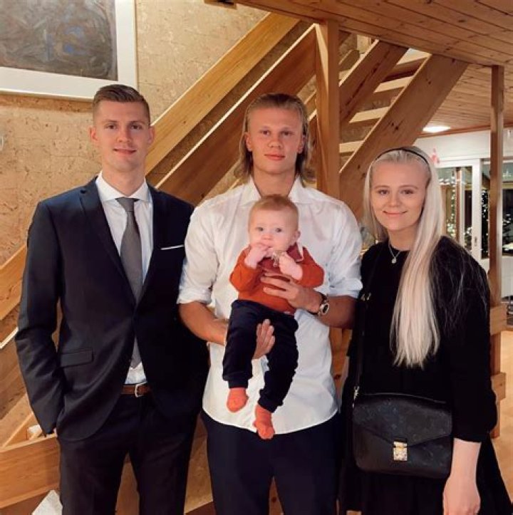 
Erling Haaland Sister Gabrielle Braut Haaland and Family Details, Where Is He Originally From? 