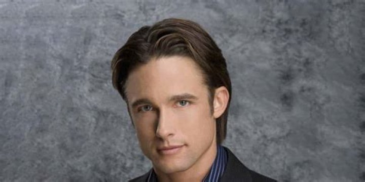 
Jay Kenneth Johnson’s Wiki: Relationships, Net Worth, Wife, Age 
