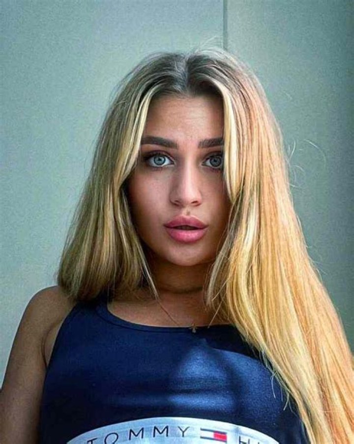 Nina Santiago – Ninaunrated Height, Weight, Net Worth, Age, Birthday, Wikipedia, Who, Nationality, Biography