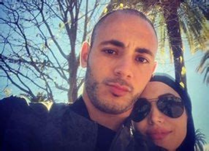 Nordin Amrabat Wife Nawal And Inside Footballer Family Life