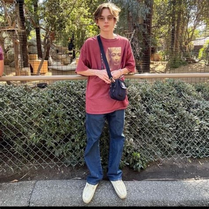 Riley Beres Height, Weight, Net Worth, Age, Birthday, Wikipedia, Who, Instagram, Biography