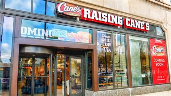 
Where did Raising Canes start? Outlets and all about the brand as Chicago crowd video goes viral 