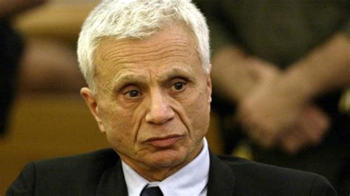
Who was Robert Blake married to? All about his wife and children as Little Rascals star dies aged 89 