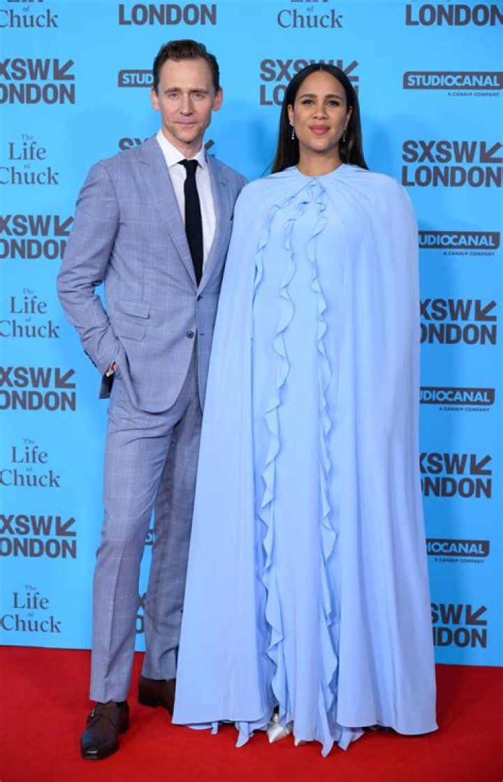 
Zawe Ashton Parents Ethnicity And Race: Meet Tom Hiddleston’s Pregnant Fiance 